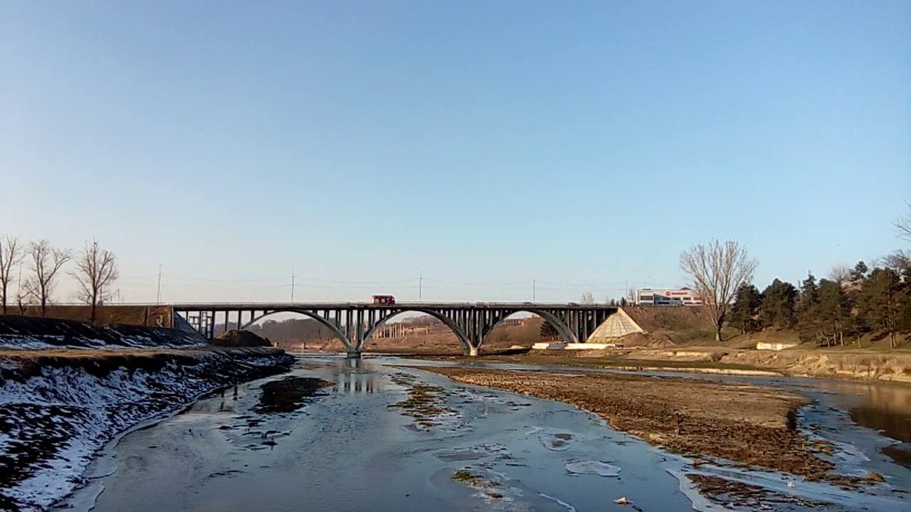 Podul de la Alexandria a fost redeschis circulației