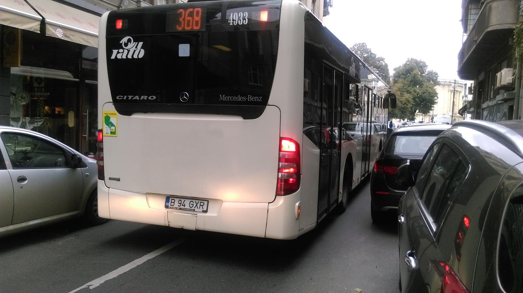 Transportul în comun virează către vehicule hibride