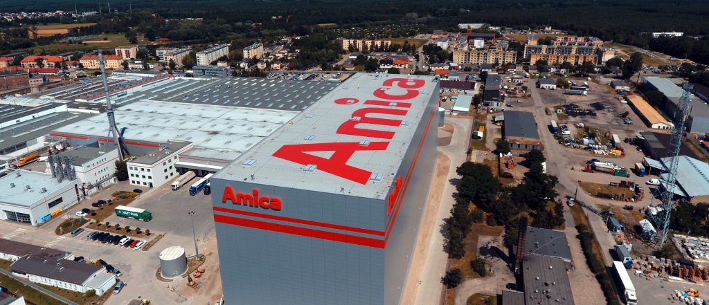 26 ezer raklap, 1alkalmazott – nézze meg az Amica cég automatikus magas raktárát