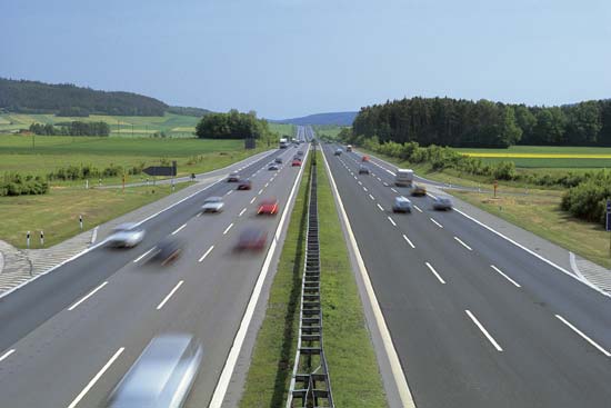 Olanda solicita Germaniei eliminarea taxei de drum pentru șoferii străini