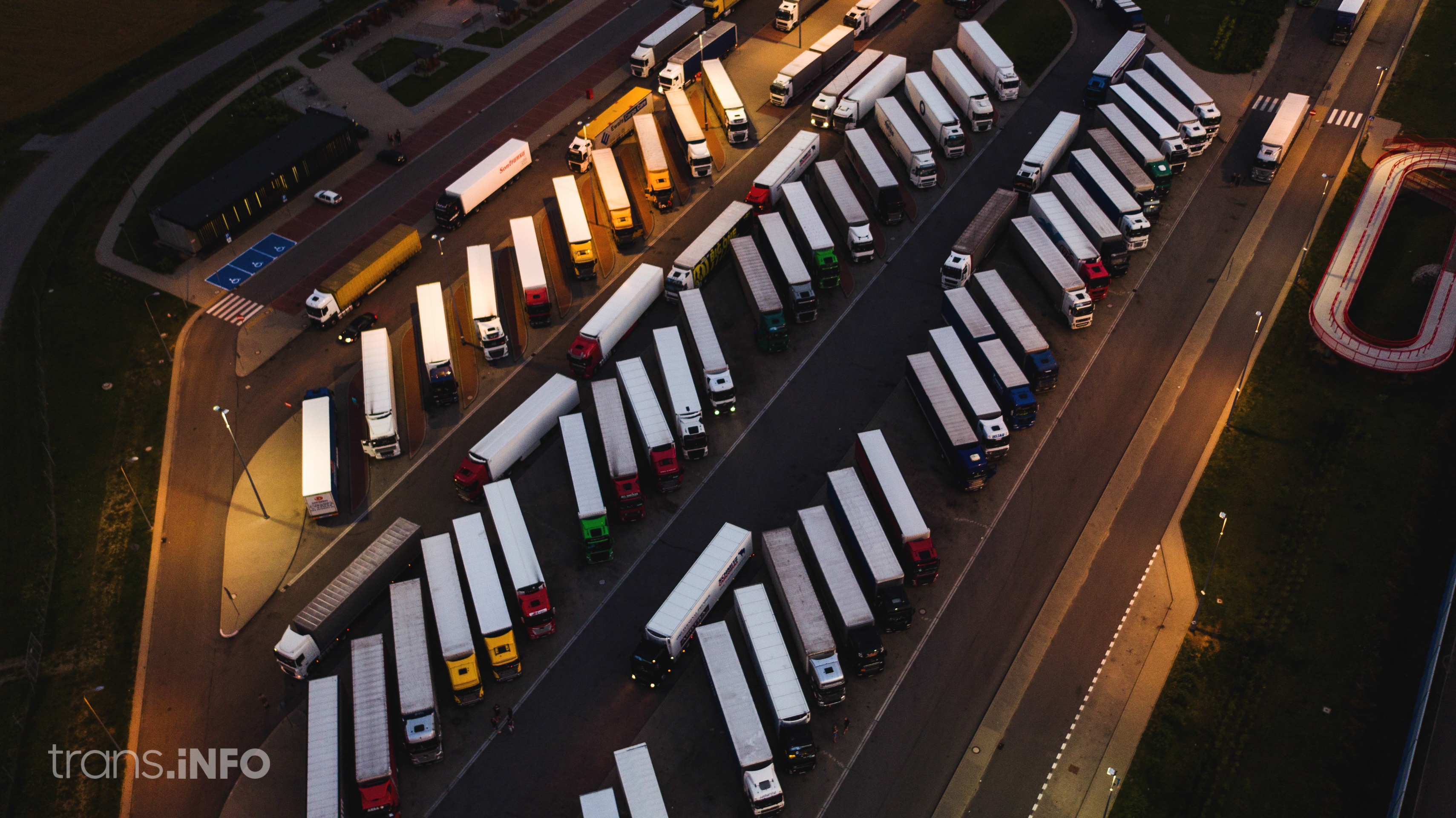 Künstliche Intelligenz soll LKW-Fahrern die Parkplatzsuche erleichtern