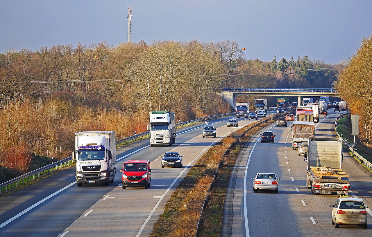 Az e-útdíj több mint felét külföldi úthasználók fizetik
