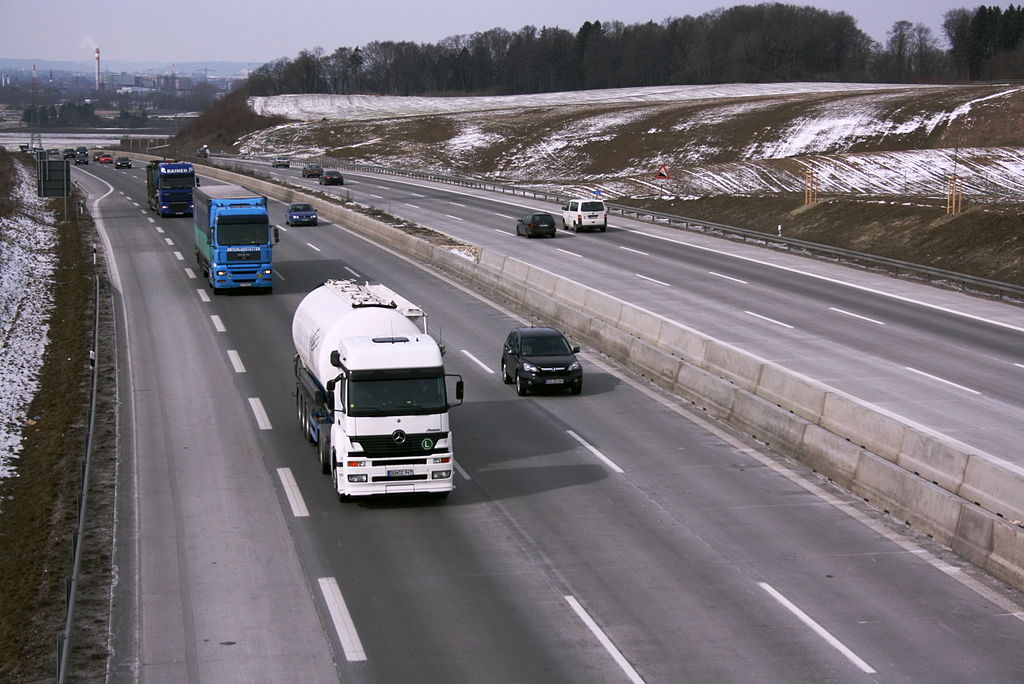 Hamarosan 50 tonnás teherautók fognak közlekedni Vallónia útjain