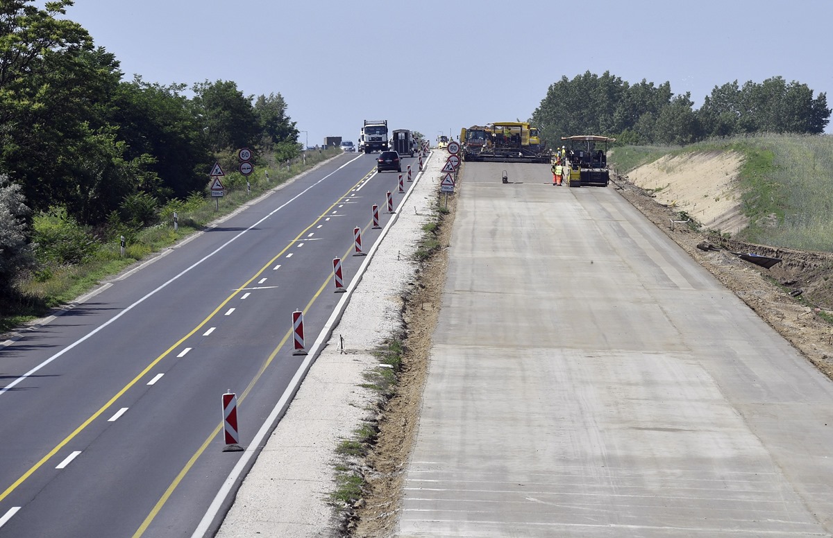 Meghaladja a 2000 milliárd forintot a magyarországi szállítmányozás forgalma