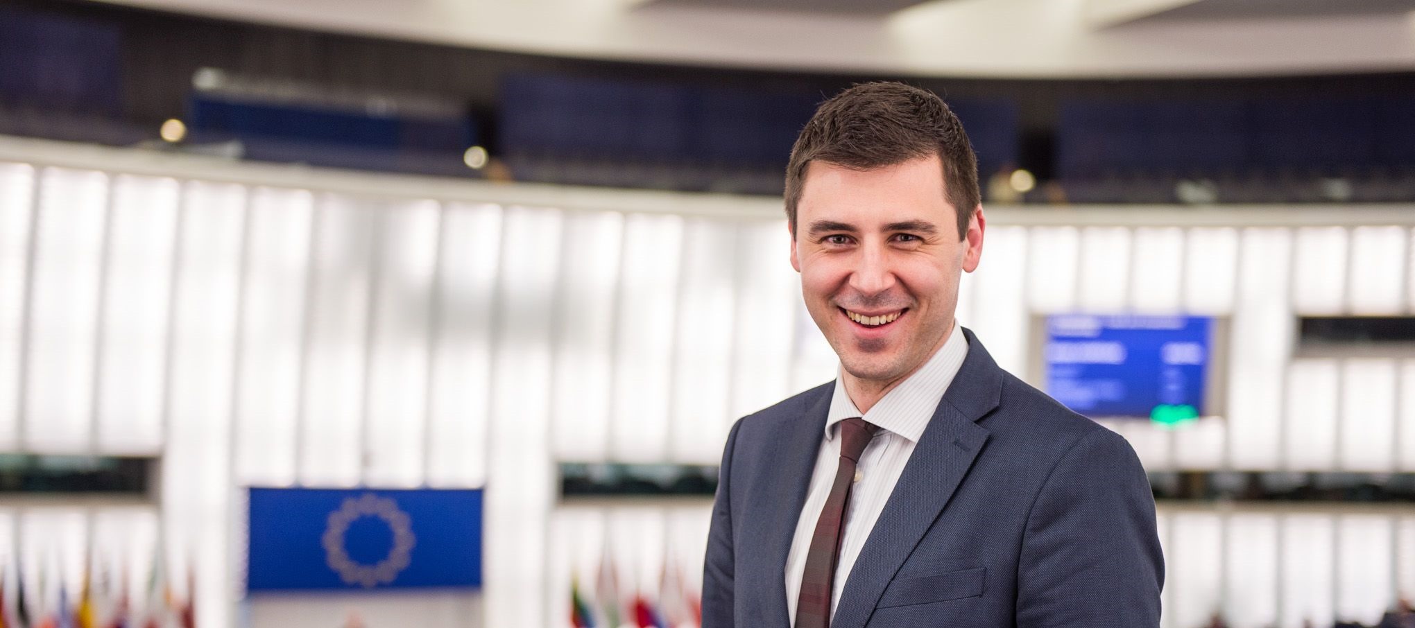 „Elértük, amit el lehetett érni” – exkluzív interjú Deli Andor európai parlamenti képviselővel a Mobilitási Csomagról