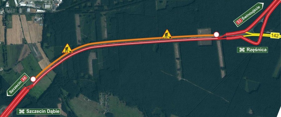 Drogowcy wznawiają remont na trasie A6 od węzła Szczecin Dąbie do węzła Rzęśnica (woj. zachodniopomorskie). Pierwszy etap powakacyjnych robót zakłada powrót do starej organizacji ruchu. Dlatego też, kierowcy nie mogą już jeździć remontowaną jezdnią w stronę Szczecina. Na czas prowadzonych prac ruch odbywać się będzie dwukierunkowo po płytach betonowych na drugiej jezdni prowadzącej w kierunku Świnoujścia. Według wstępnych zapowiedzi prace na tym odcinku zakończą się wiosną 2020 r.