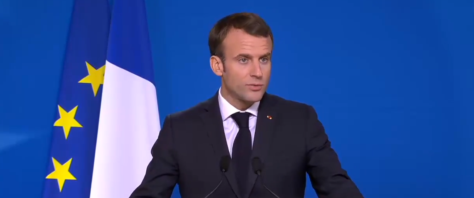 A francia hatalom nem hátrált meg a tüntetők nyomására. Macron egyeztetésre szólít fel az üzemanyagok adójával kapcsolatban