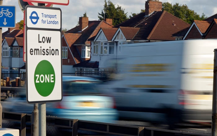 Zonele cu emisii reduse din UK vor duce la costuri mai mari pentru transportatorii europeni
