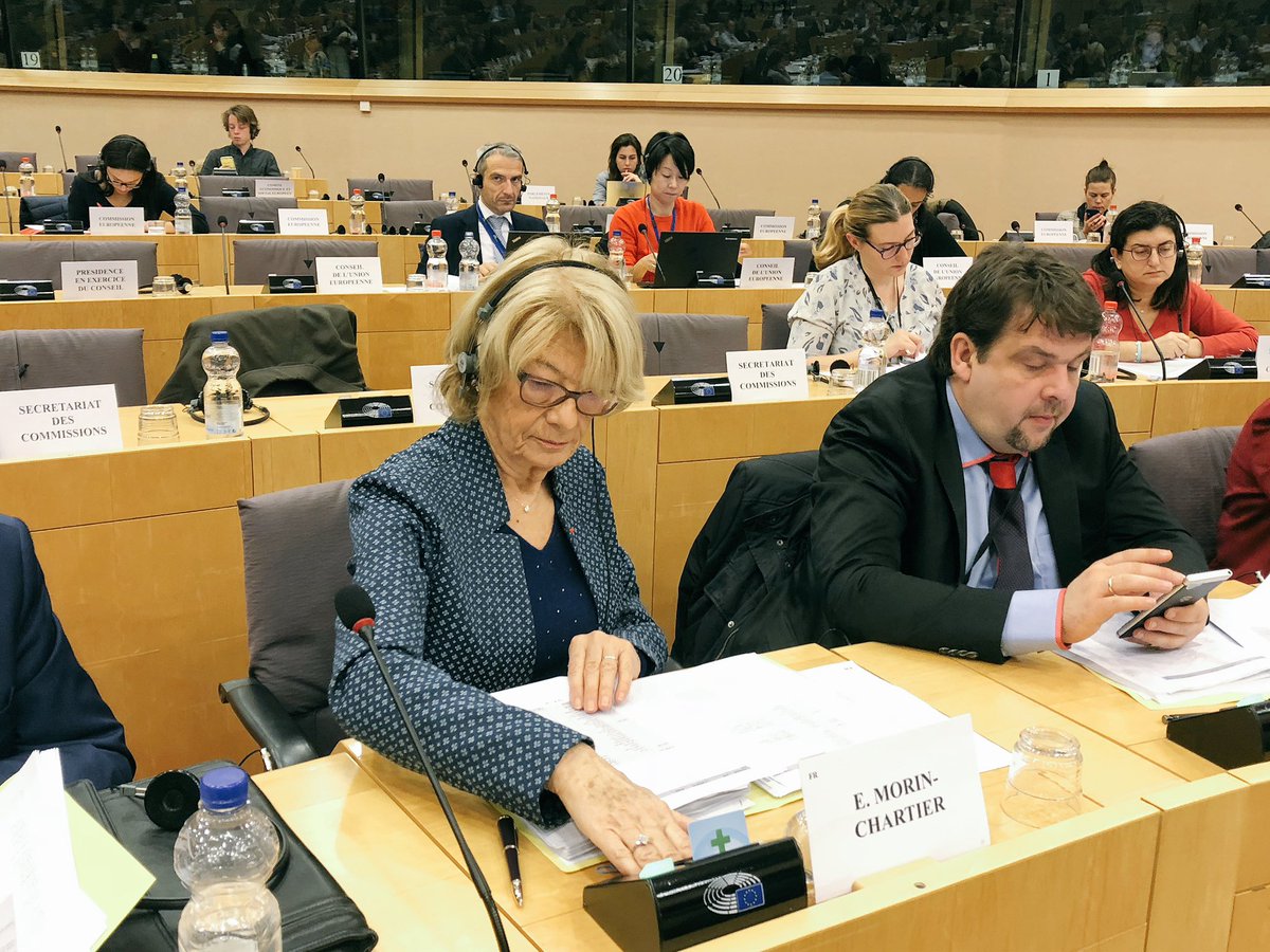 Ott kell fizetni a társadalombiztosítást, ahol éppen a járművezető van? Egy francia EP-képviselő ellentmondásos javaslatát megszavazták