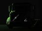 Firma Volvo Trucks opublikowała zdjęcie, które jest zapowiedzią premiery nowego trucka. Tajemniczy pojazd “widoczny” na zdjęciu to model VNR Electric. Jak sama nazwa wskazuje ciężarówka będzie wyposażona w pełni elektryczny napęd. Dlatego też, według zapowiedzi twórców, pojazd doskonale sprawdzi się w transporcie miejskim. Na razie nie są znane szczegóły dotyczące danych technicznych tego modelu. Więcej informacji Volvo przedstawi podczas oficjalnej premiery, która zapowiedziana jest na przyszły rok. W 2020 r. ciężarówka ma trafić do sprzedaży w Ameryce Północnej. Foto. volvotrucks.us