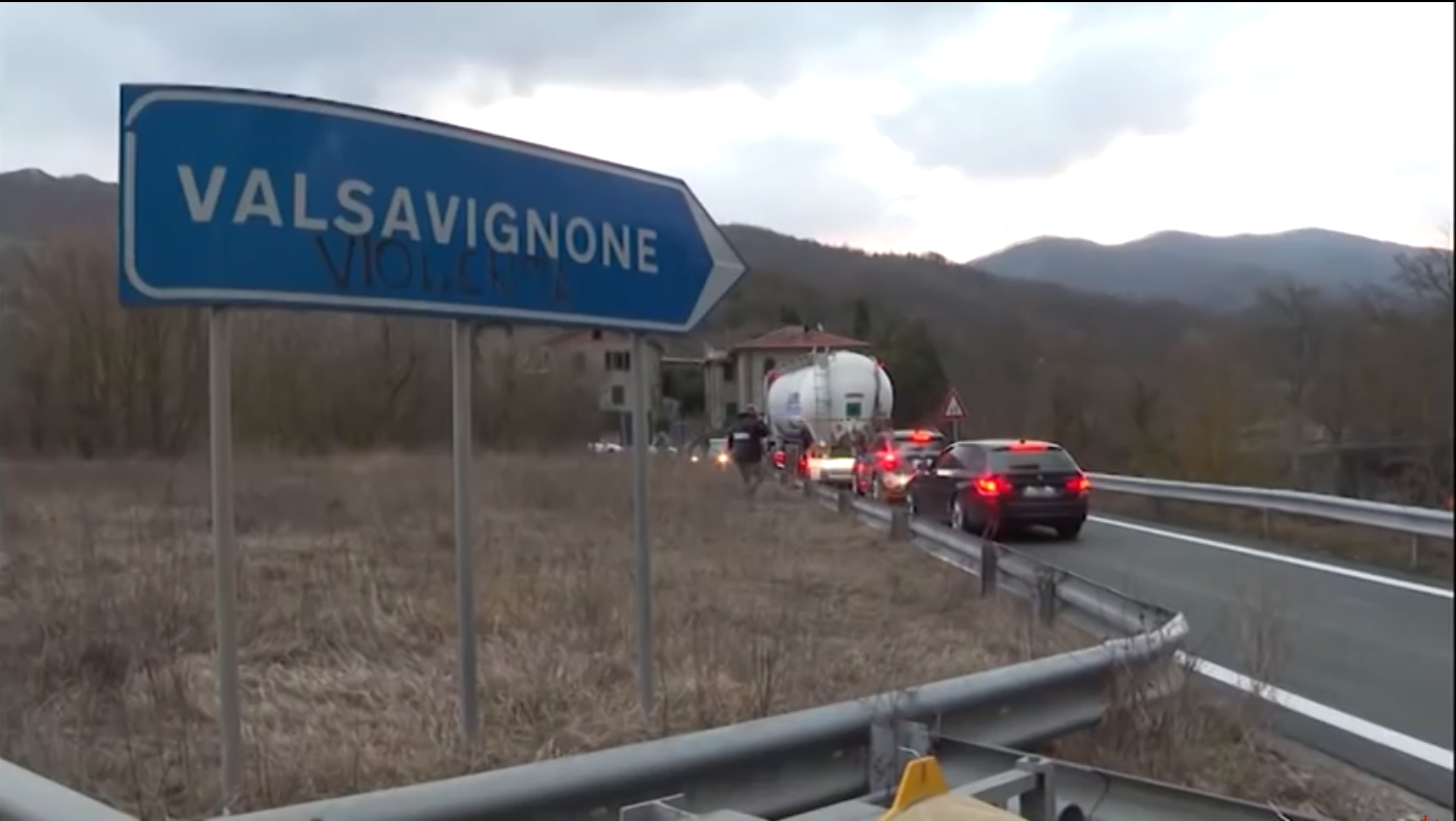 Eismo apribojimai Toskanoje. Uždarytas E45 viadukas Europos trasoje Italijoje