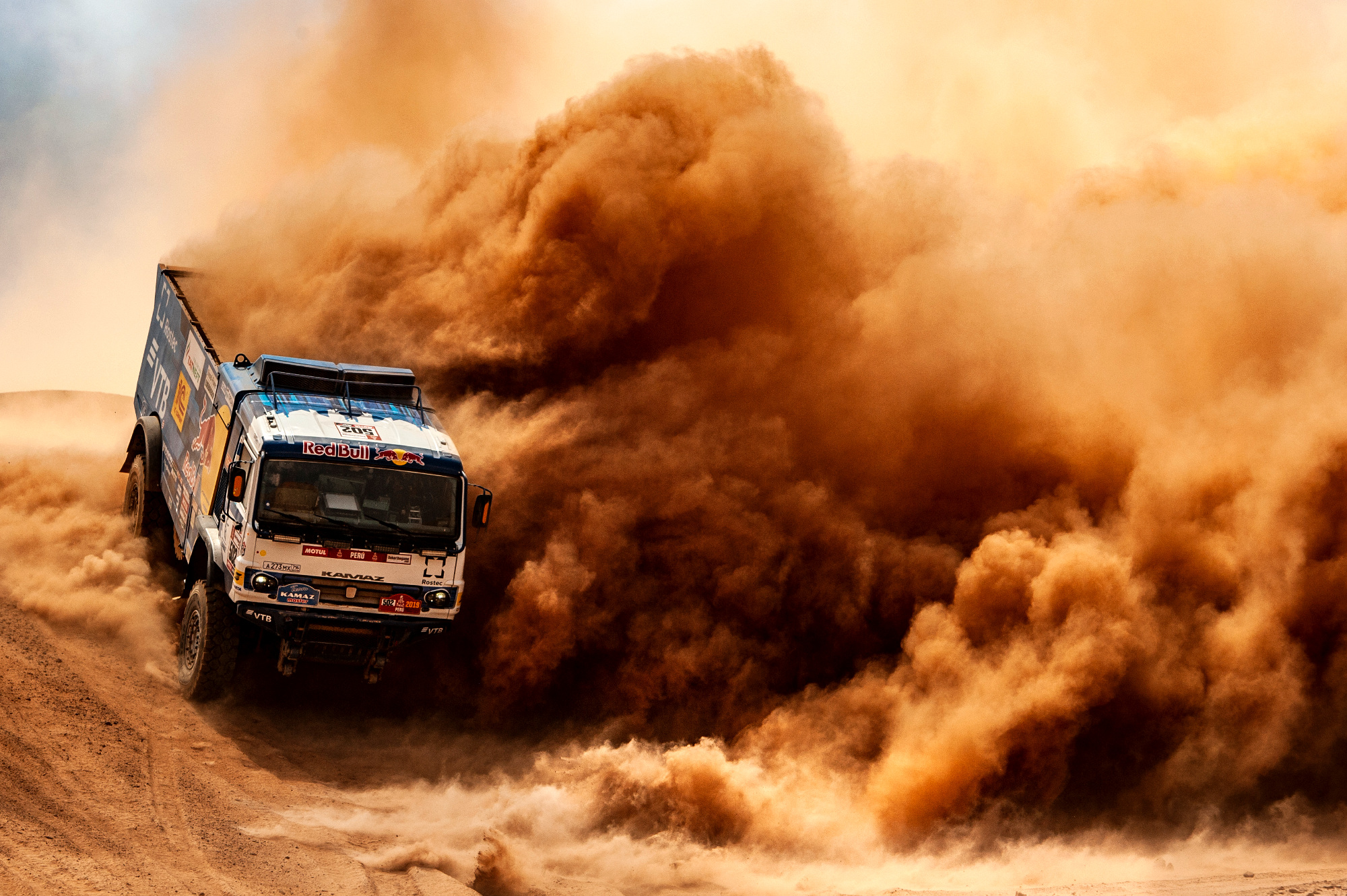 Kurz, piach i skały, czyli Dakar 2019 w obiektywie fotoreporterów