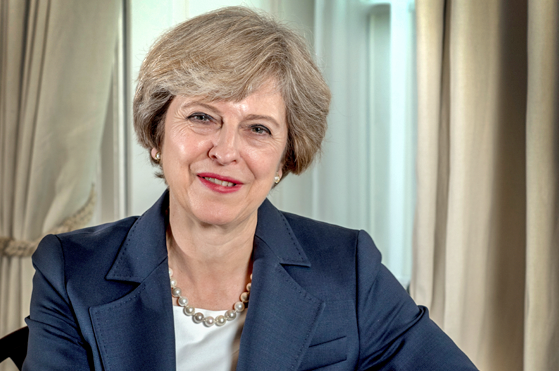 A kemény Brexit egyre reálisabb. Kinek éri ez meg?