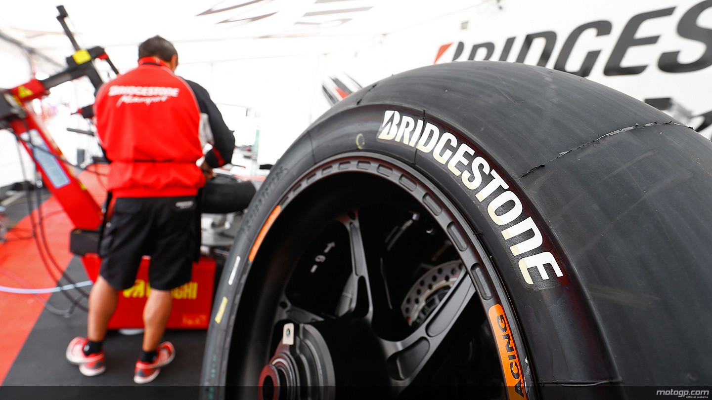 Bridgestone achiziţionează TomTom Telematics pentru 910 milioane de euro