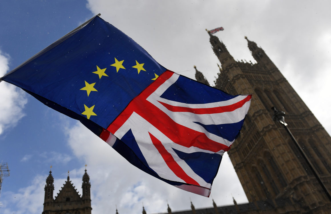 Parlamentul britanic a votat amânarea Brexit. Ce se va întâmpla mai departe?
