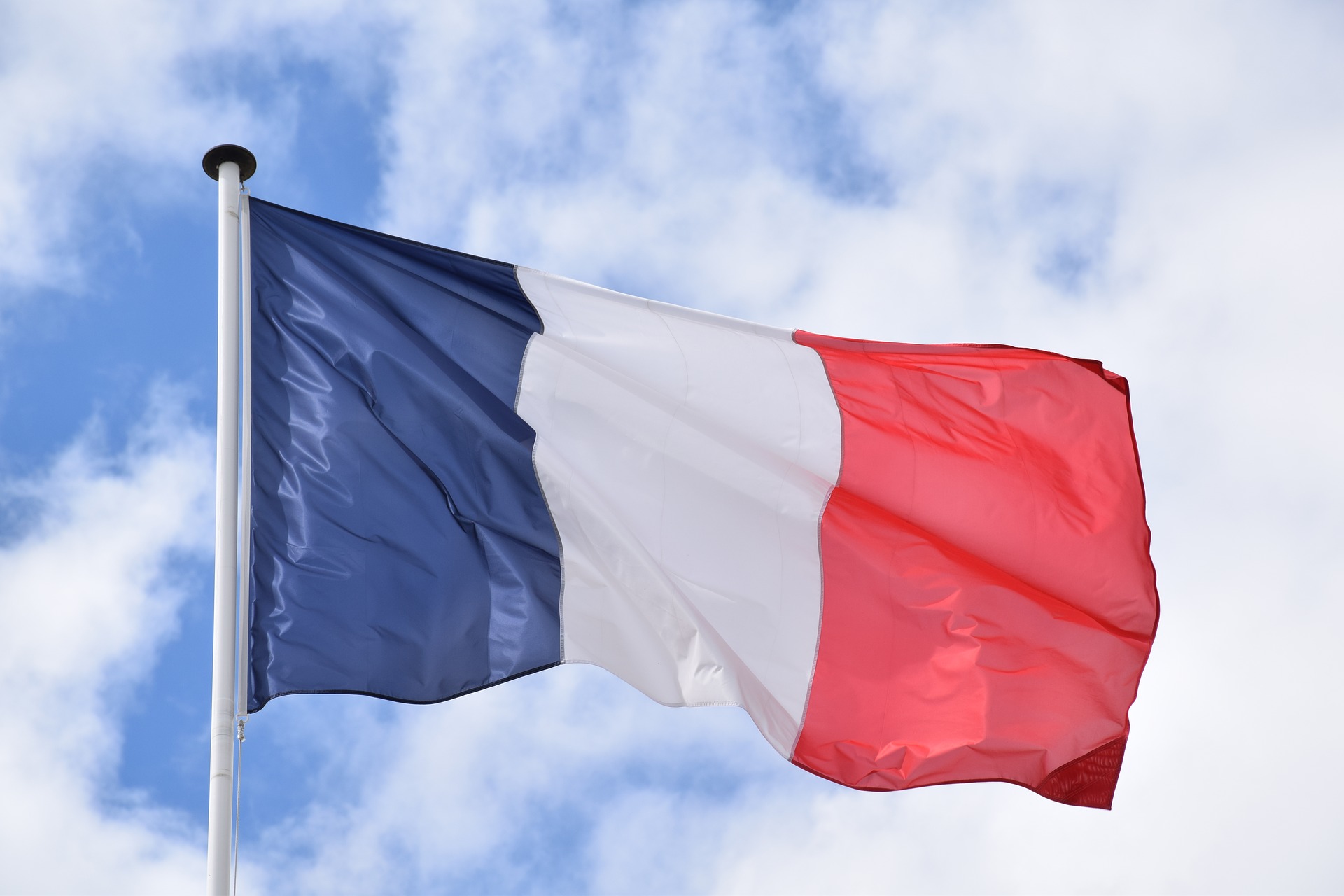 French lorry drivers plan strike for higher wages and pension reform
