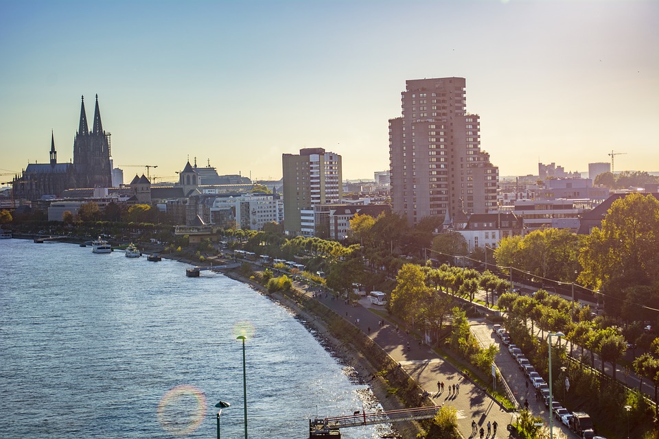 Niemieckie miasto wprowadza w centrum zakazy tranzytu dla ciężarówek