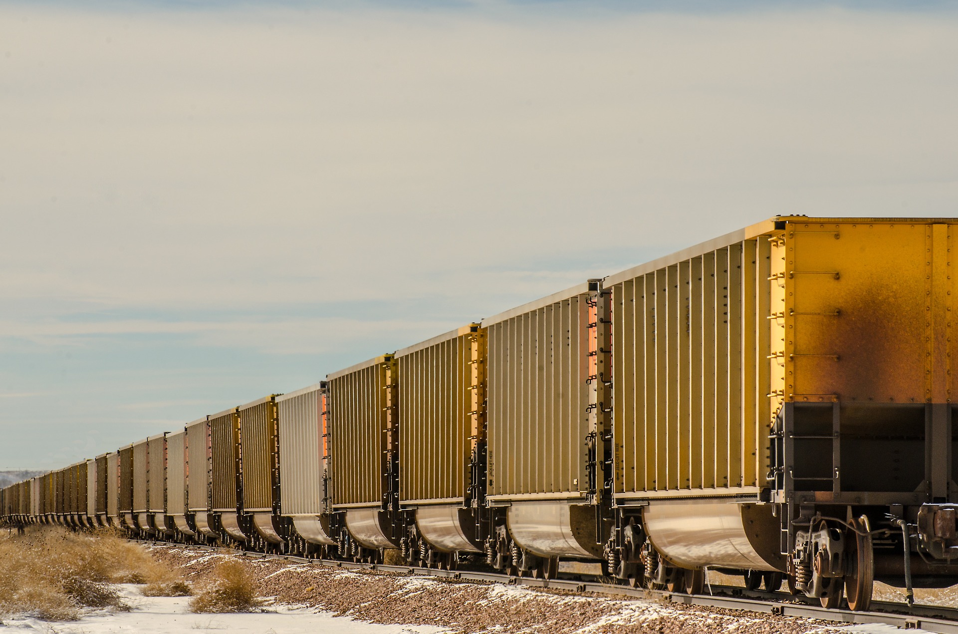 Numărul transporturilor feroviare China – Europa s-a dublat în primul semestru al anului