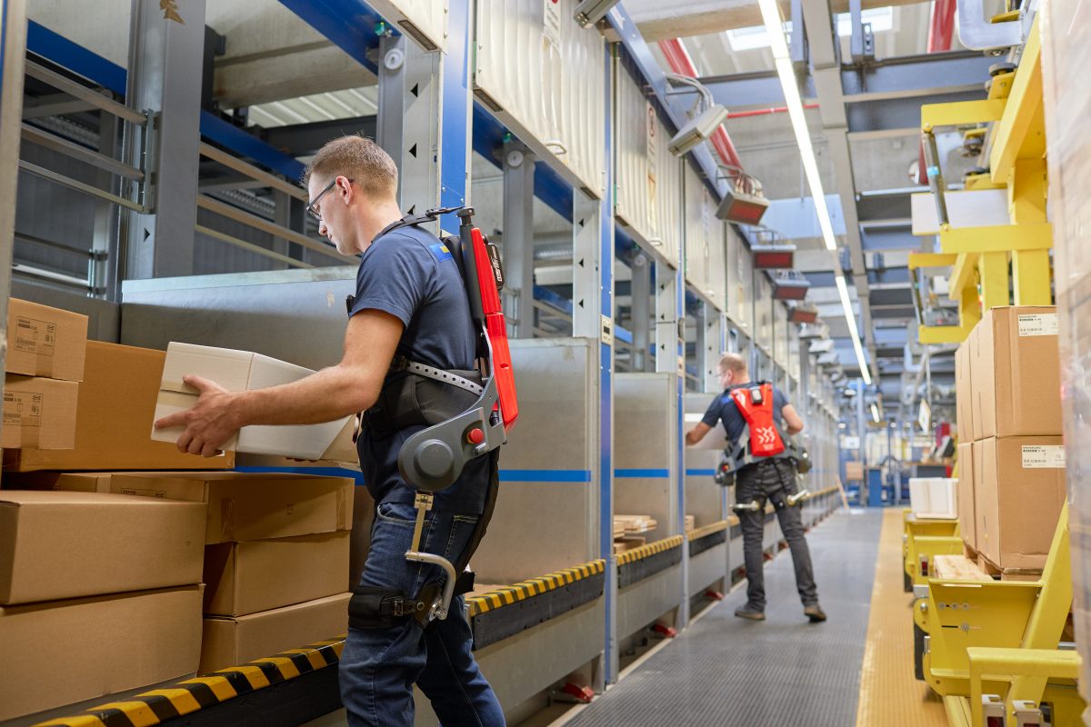 Prawdziwy „urodzaj” egzoszkieletów. Coraz częściej używane są w logistyce