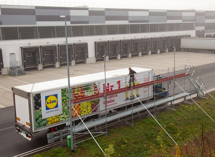 Új követelmény a Lidl-nél: márciustól minden teherautónak rendelkeznie kell ilyen felszereltséggel