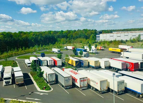 Germania I Ministerul Federal al Transporturilor va cofinanța construcția de parcări private pentru camioane
