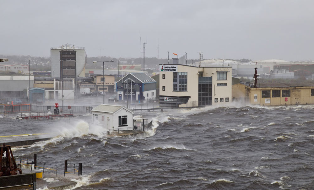 Alerta trafic | Irlanda: Cod portocaliu de vânt și precipitații – Furtuna Jorge