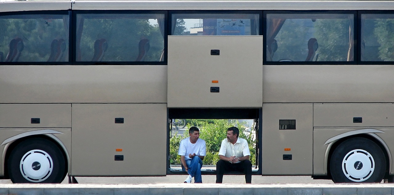 Hatszázmilliós csalás miatt emeltek vádat egy pécsi buszbeszerzési ügyben