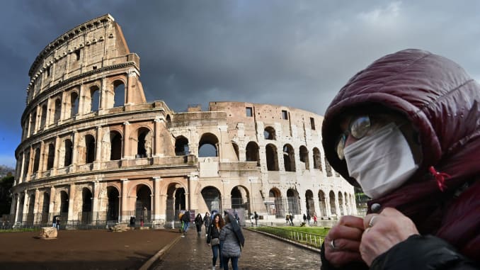 Italia extinde măsurile de urgență privind COVID-19 la nivel național; restricții și în alte ţări europene