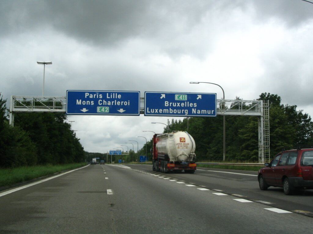 Belgia creşte taxele rutiere în ciuda protestelor transportatorilor