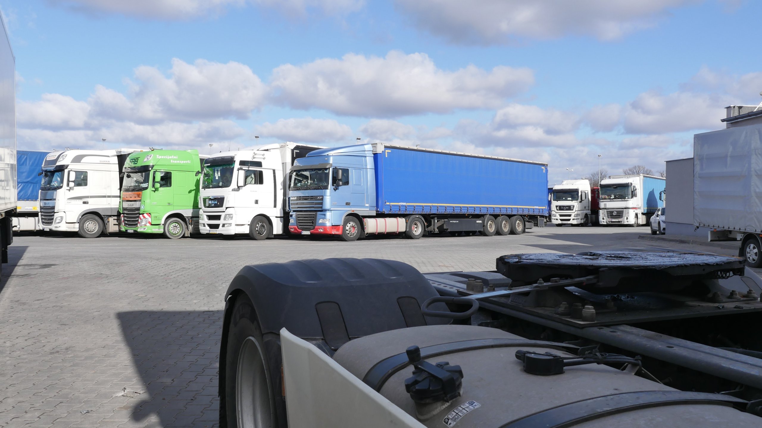 Summer truck bans 2021. See where and when they will be in effect