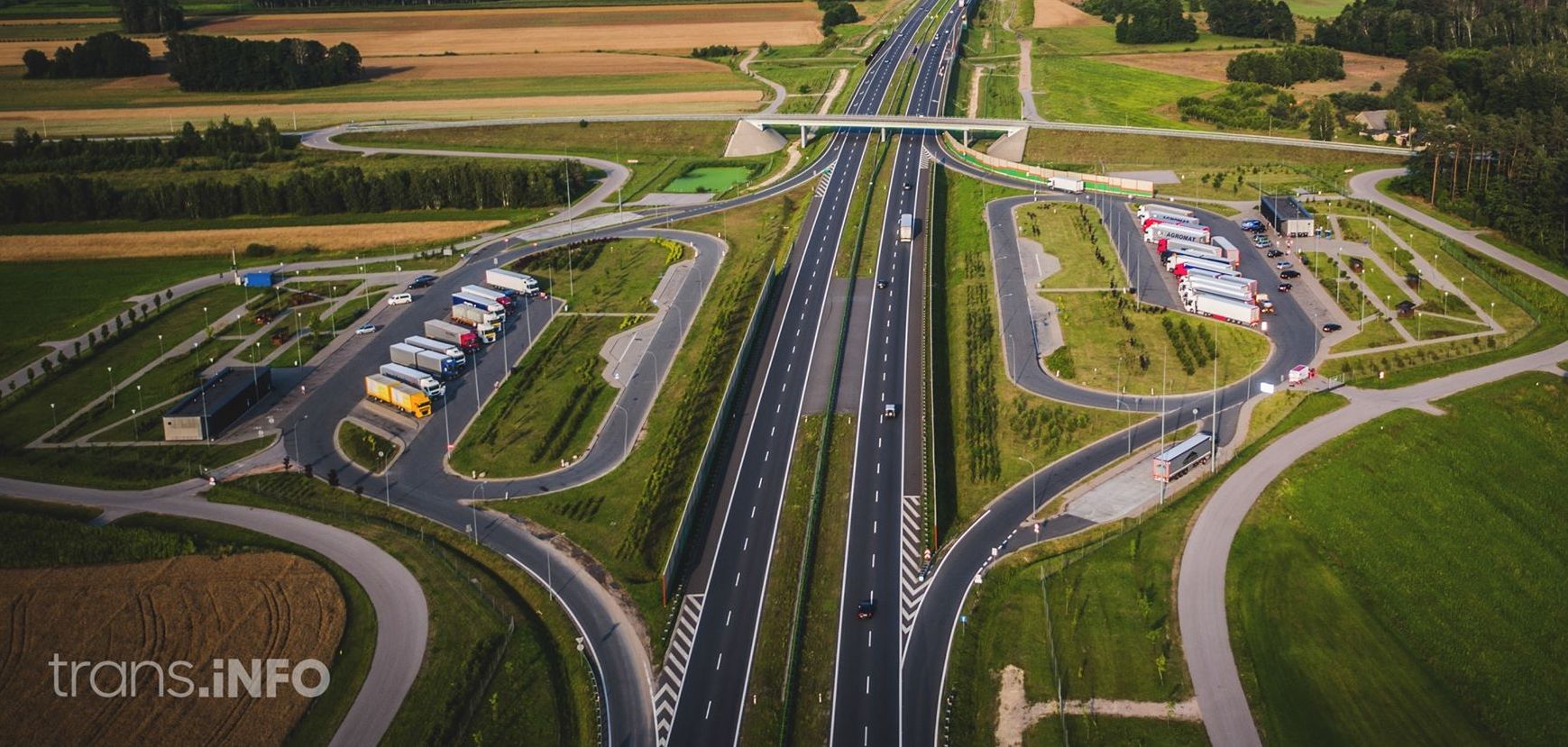 Vasaros sunkvežimių eismo apribojimai 2021 m. Pažiūrėkite, kur ir kokiomis dienomis jie bus taikomi