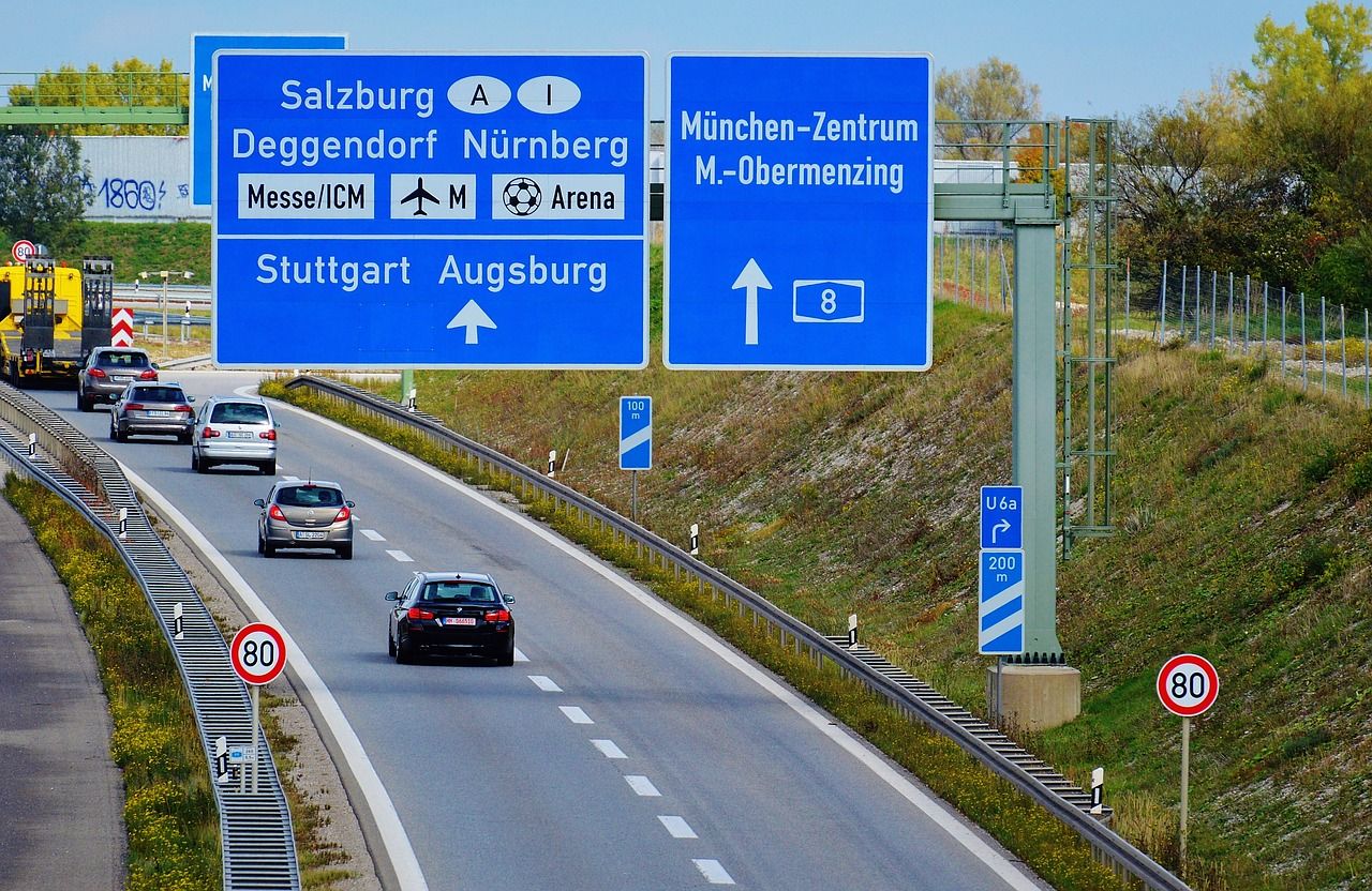 De patru ori mai multe curse goale în Germania. Transportatorii locali cer anularea taxelor rutiere pentru a compensa o parte din pierderi