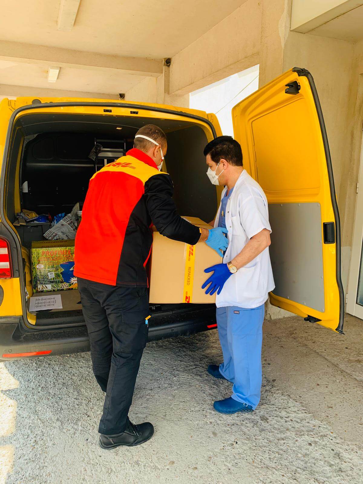 DHL Express Romania a livrat echipamente medicale esențiale în combaterea COVID -19 pentru 20 de spitale din România