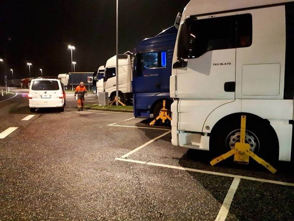 Nesumokėsite – negrįšite. Danija blokuos užsienio sunkvežimius