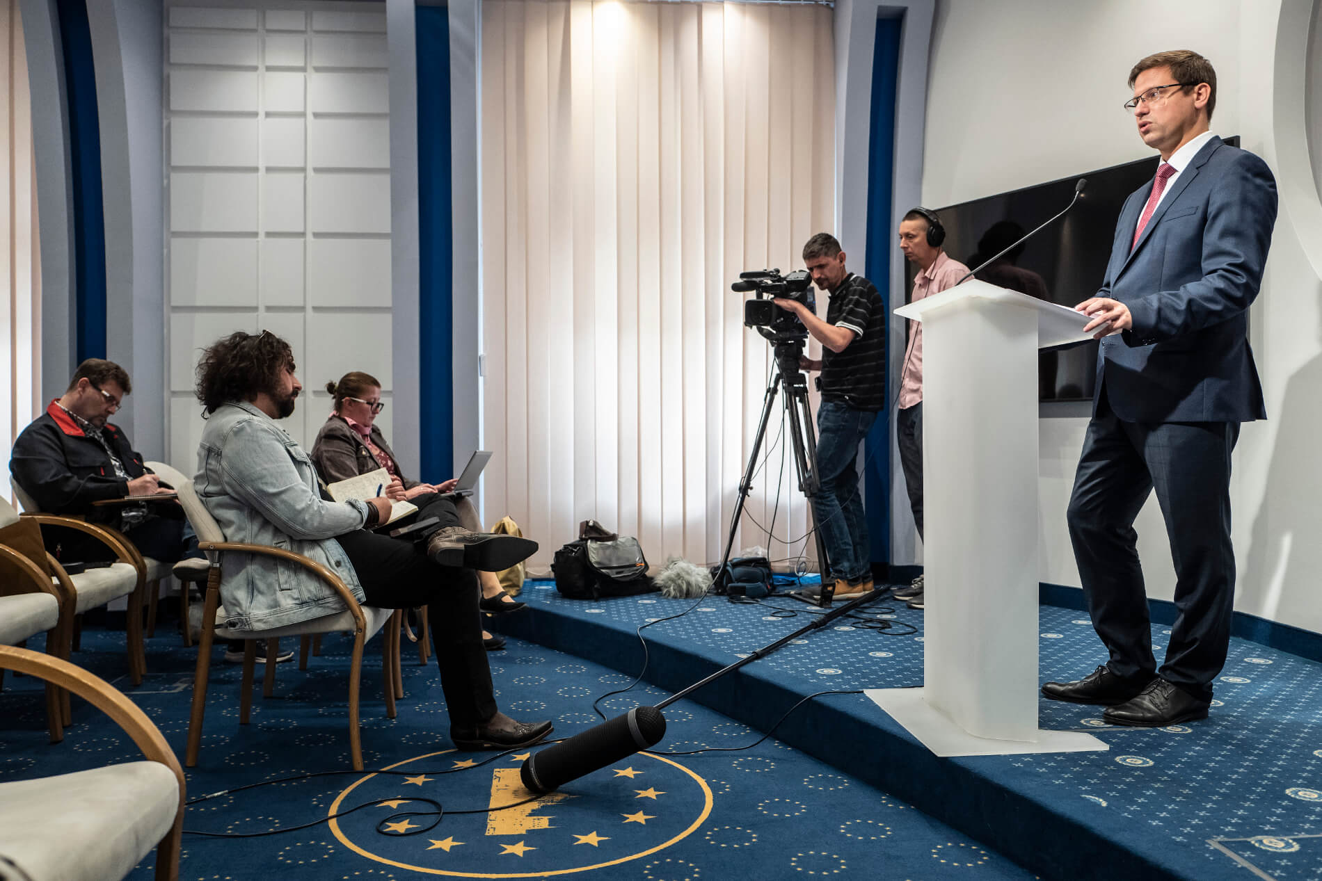 Miniszterelnökség: Szigorítjuk a határellenőrzést