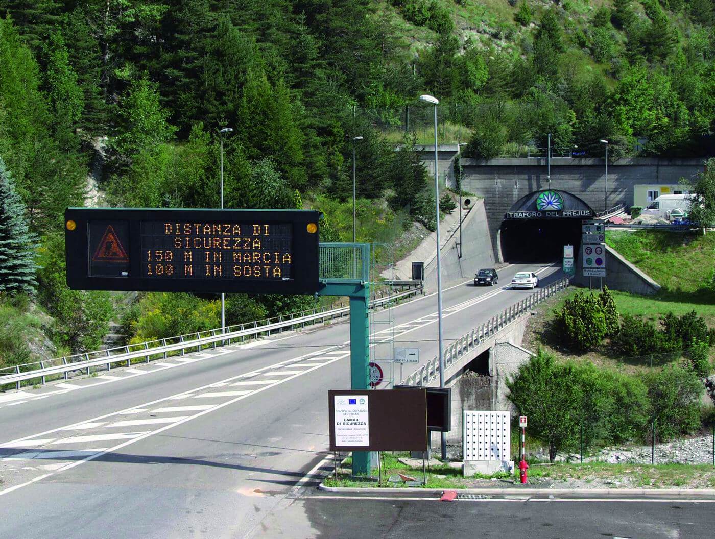 Vehiculele Euro 3 și Euro 4 nu mai pot circula prin tunelurile Frejus și MontBlanc