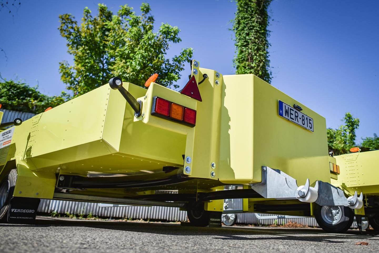 Így törték össze az ütközési energiaelnyelő berendezést az M0-on
