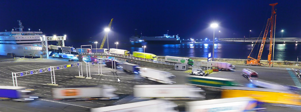 Cursele cu feribotul între Dover și Calais sunt în acest moment suspendate din cauza grevei din Franța