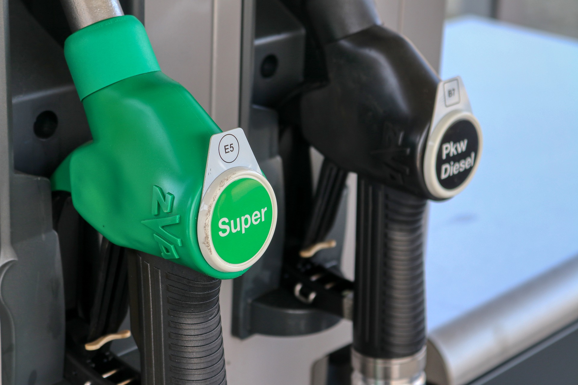 Dieselpreisexplosion treibt Transportkosten in die Höhe