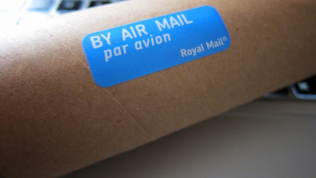 Annual global parcel volume breaks 100 billion for 1st time ever