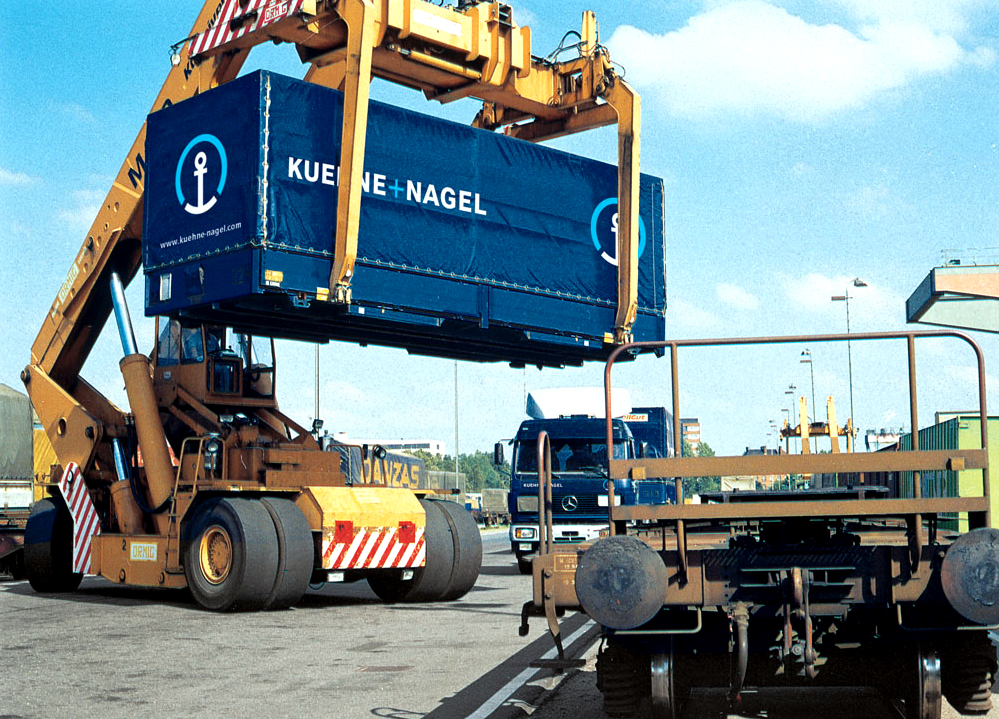 Kuehne+Nagel notuje lepsze wyniki kwartalne. Pomógł rosnący popyt