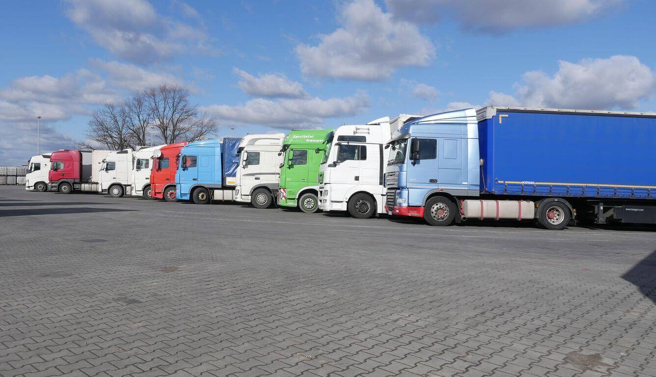 Lkw-Fahrverbote in Deutschland und Italien am kommenden Wochenende