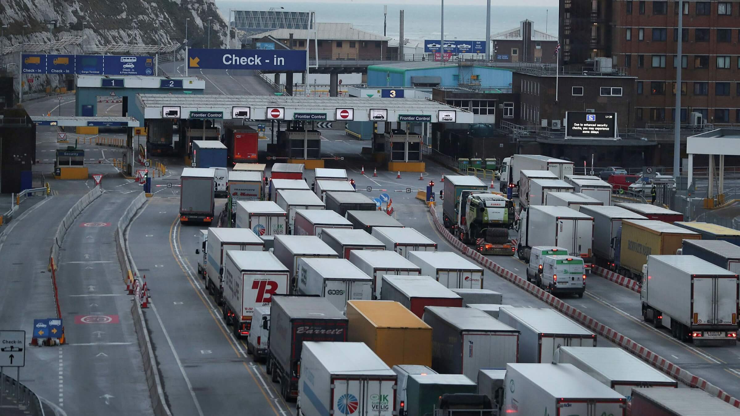Ce pot face transportatorii pentru a eficientiza transporturile după ce Marea Britanie va părăsi piața unică?