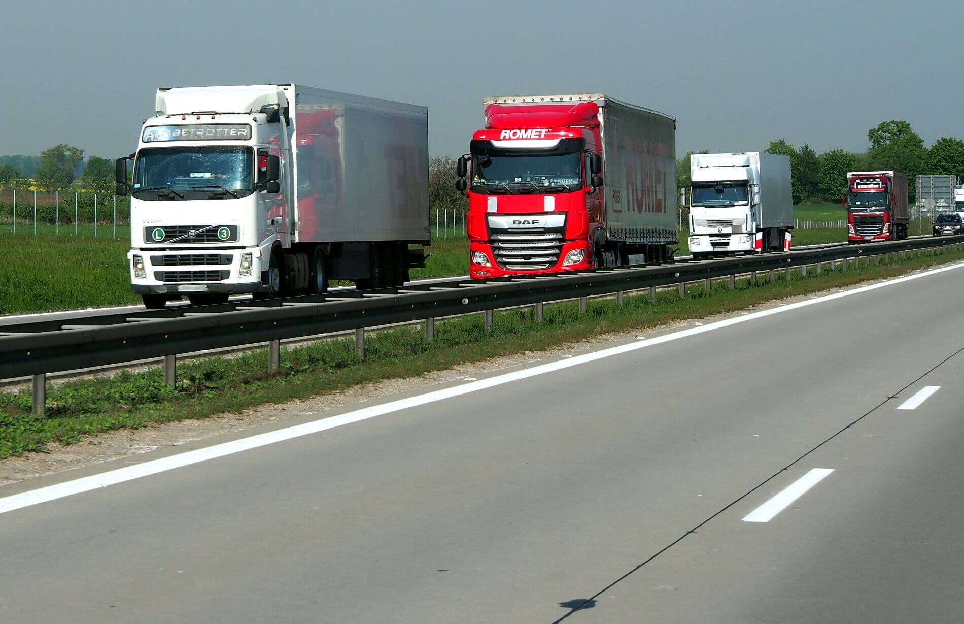 Új számítás a Mobilitási Csomag következményeivel kapcsolatban. Akár 1,5 millió euró többletköltség cégenként