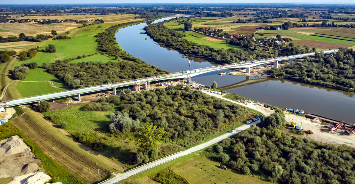 Nowy most przez Wisłę. Prom rzeczny „popłynie” wreszcie do lamusa