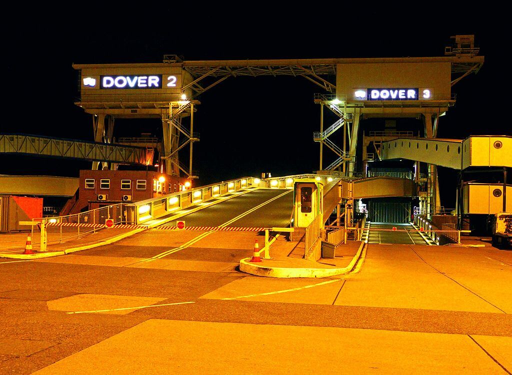 France shut borders due to new coronavirus strain; Eurotunnel and Dover Port CLOSED