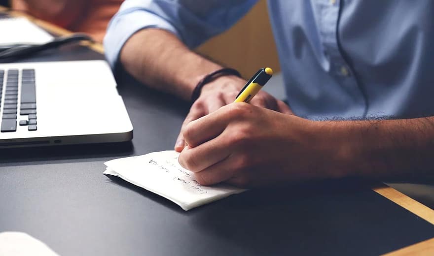 Wie Sie die Motivation Ihrer Mitarbeiter positiv beeinflussen