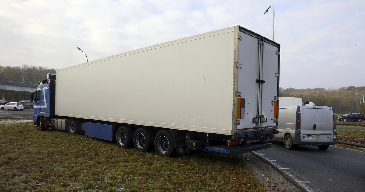 ULTIMA ORĂ: Belgia relaxează restricțiile de trafic pentru camioane pe fondul blocajelor recente