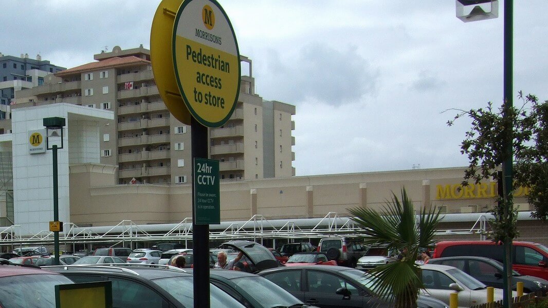 UK Government fast-track lorries bound for Gibraltar as shortages appear in shops