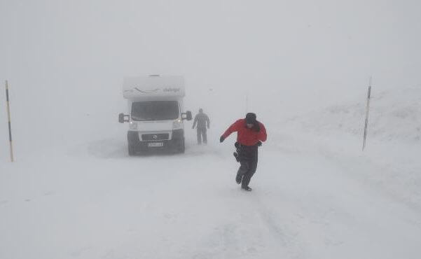Spania | Traficul se desfășoară în condiții dificile din cauza condițiilor meteo; drumuri închise pentru camioane